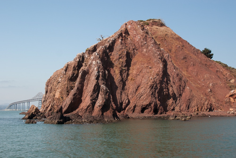 Red Rock Island Wide Left Shot