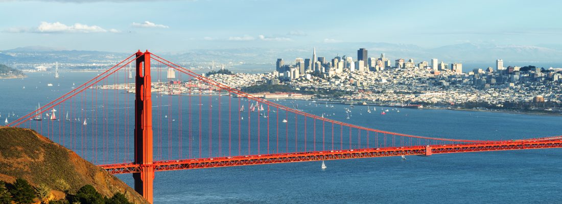 Golden Gate Bridge, San Francisco Yachts on San Francisco harbor
